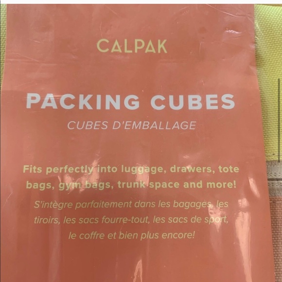 New CALPAK set of 3 Packing Cubes - Picture 4 of 5